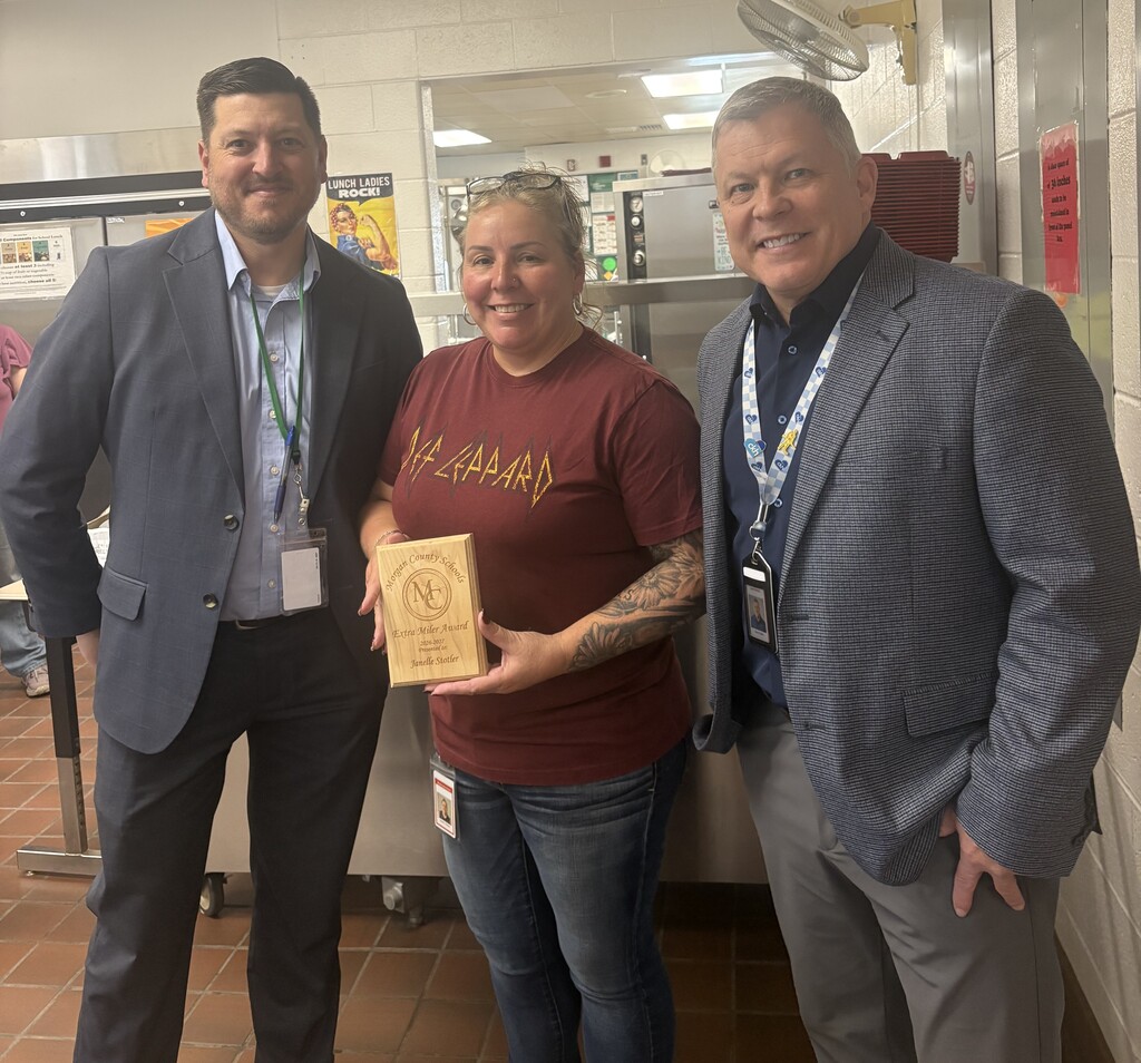 Teacher with Extra Miler Award