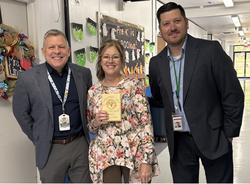 Teacher with Extra Miler Award