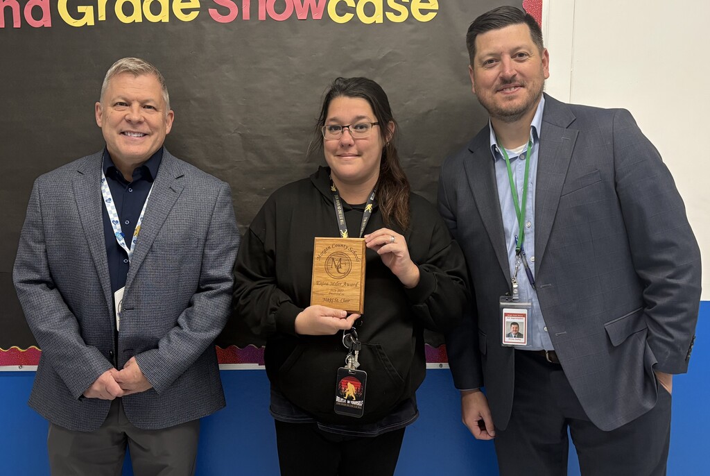Teacher with Extra Miler Award