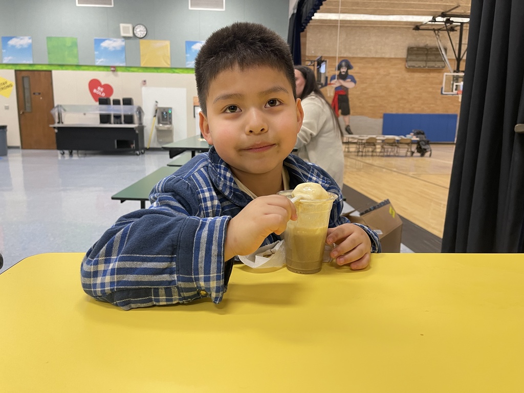 Student enjoys a root beer float