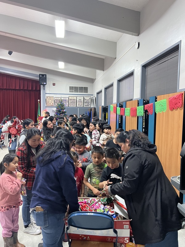 Migrant Holiday Night