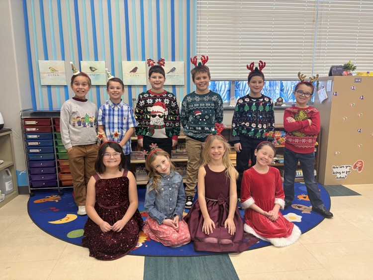 Have a holly jolly Christmas! ♥️3rd Graders 