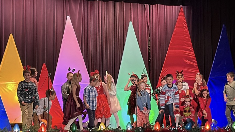 That was an incredible performance, third graders! Well done! 😍🥳👏