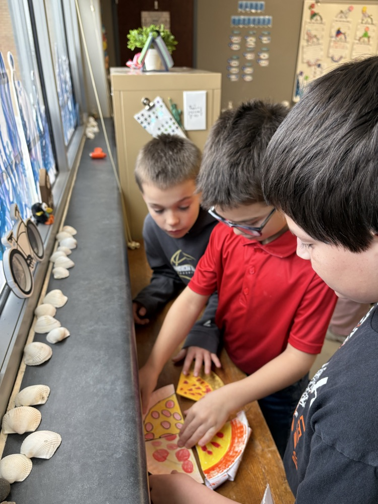 Learning fractions through art. 🍕💕