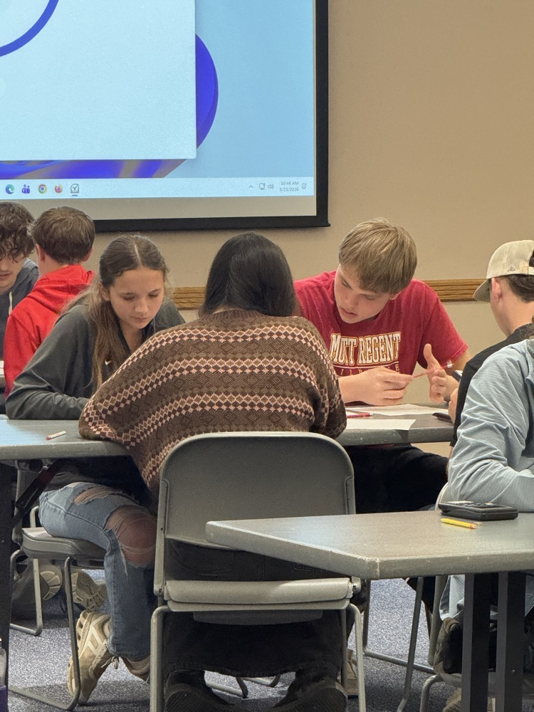 11th and 12th Grade Representatives in DSU/DHS Math Meet