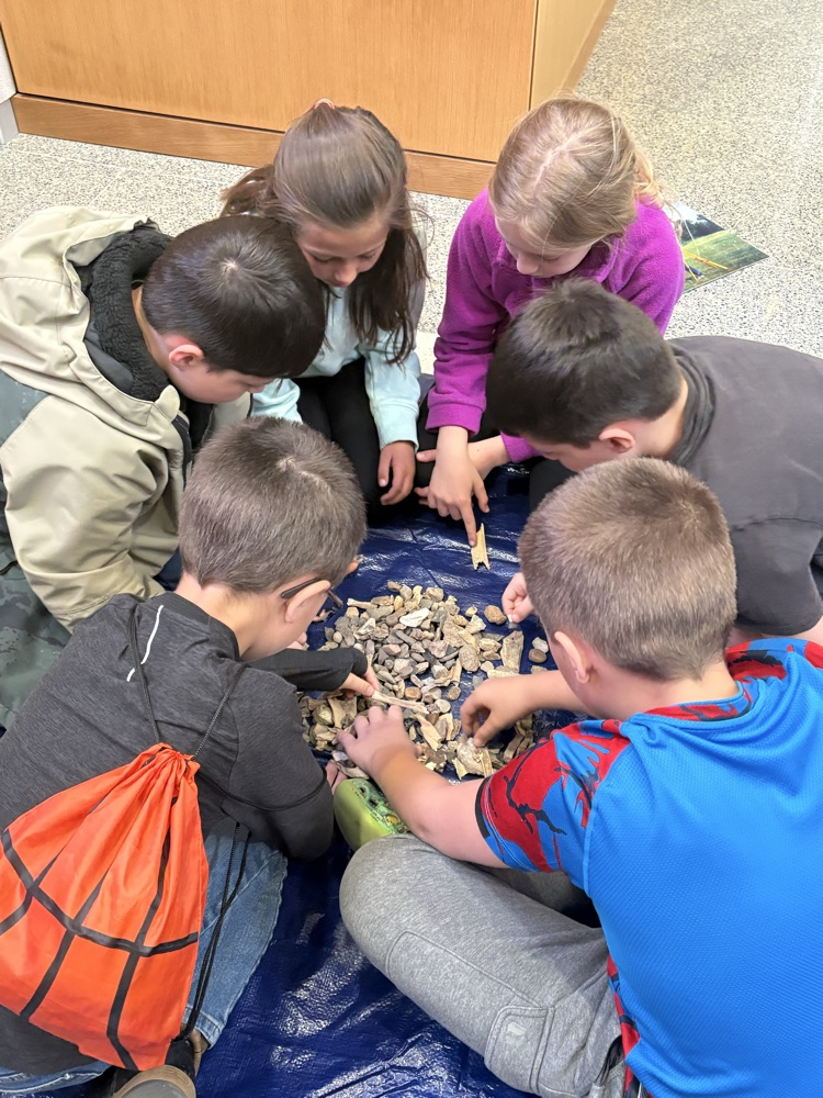 More photos from the 3rd Graders’ Field Trip at the Heritage Center 😄