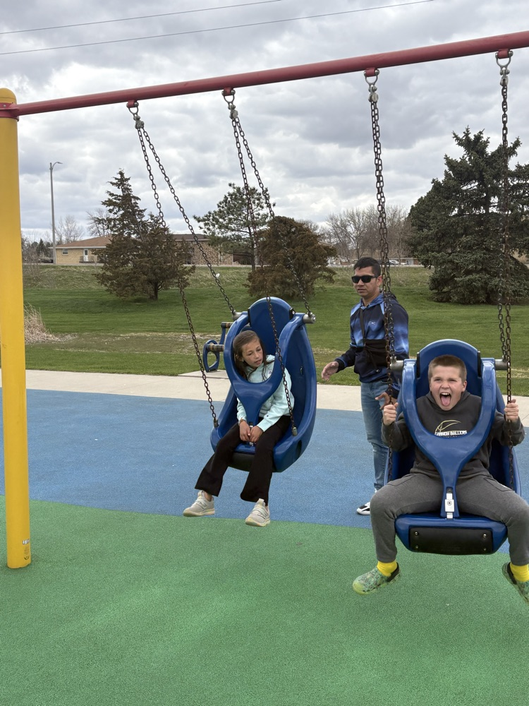 3rd graders had so much fun too at the Eagle’s Park 🛝😍