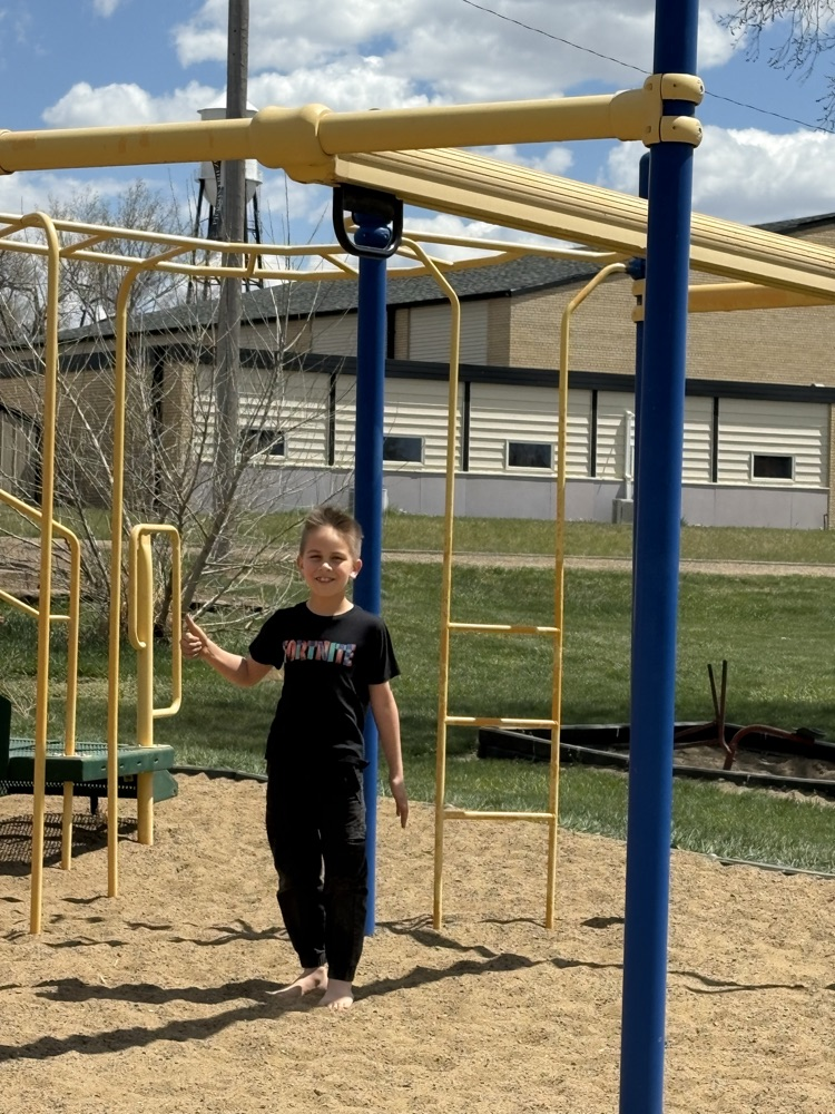 It was nice out! ☀️🛝🍃