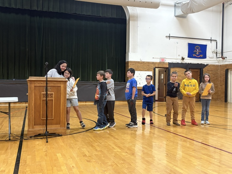 Congratulations, my dear 3rd graders! Have a great summer! 😍🥳