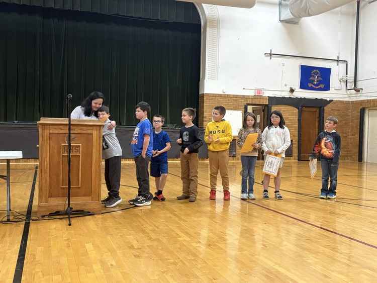 Congratulations, my dear 3rd graders! Have a great summer! 😍🥳