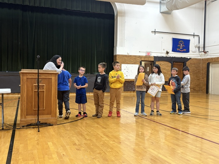 Congratulations, my dear 3rd graders! Have a great summer! 😍🥳