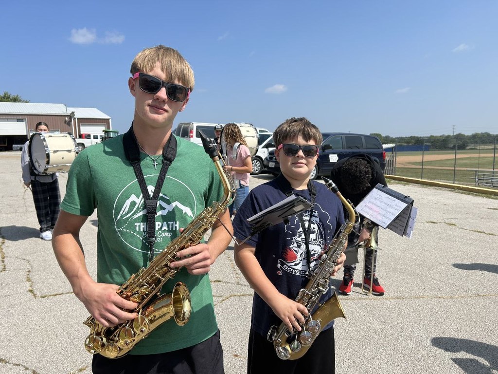 saxophone players