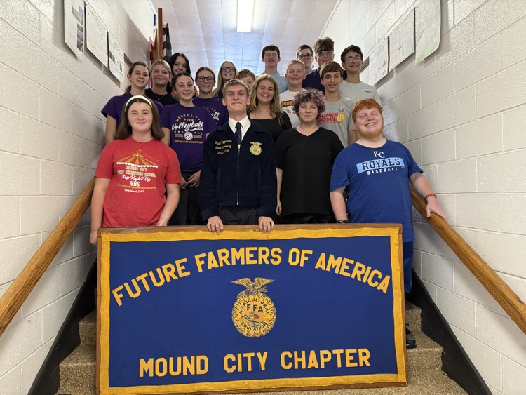 Ryatt Haggerman- The Missouri State FFA Secretary presented to the Freshmen/Greenhands in class today!