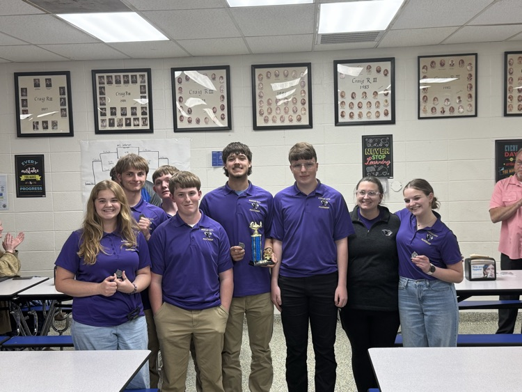 2nd Place in 275 Conference Tournament!