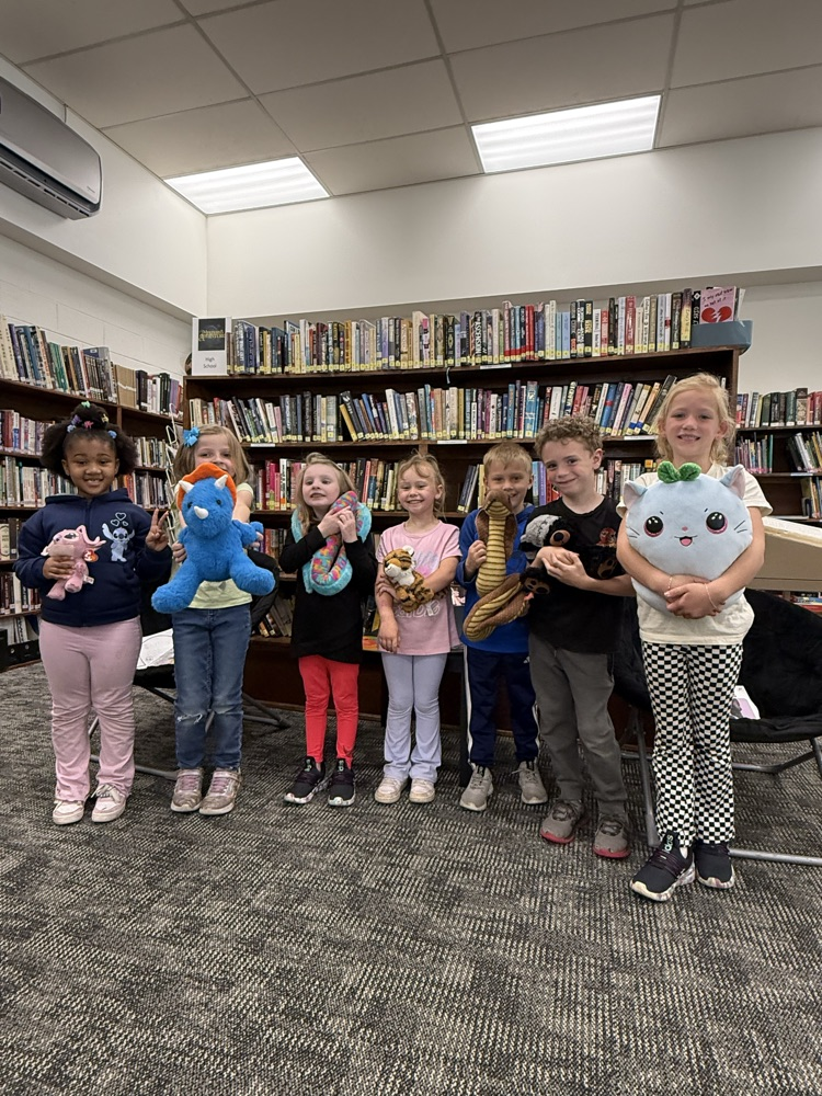 stuffed animals and reading