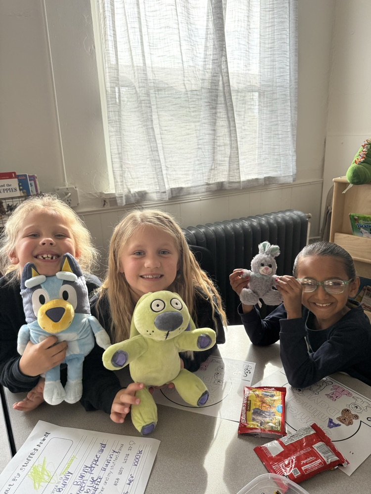 stuffed animals and reading