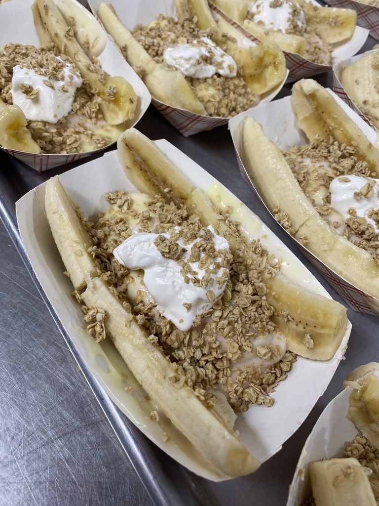 Breakfast Banana Splits