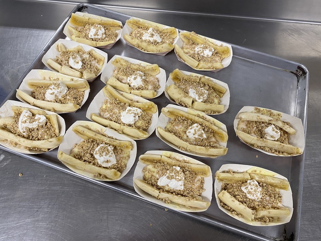 Breakfast Banana Splits