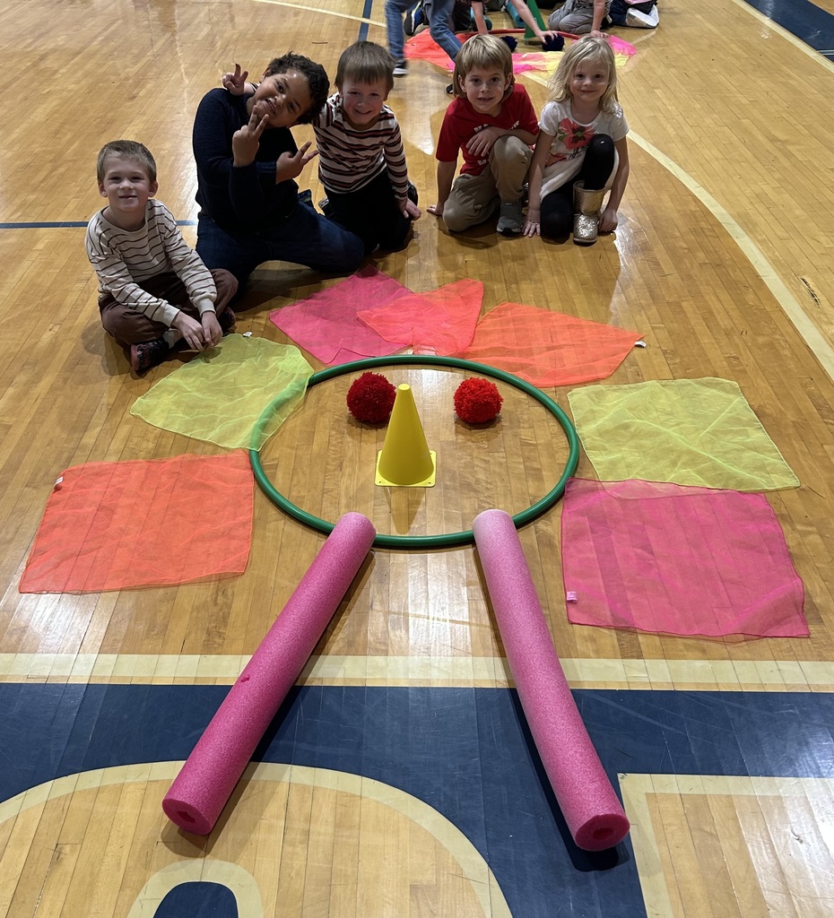 Kindergartners with their Turkey