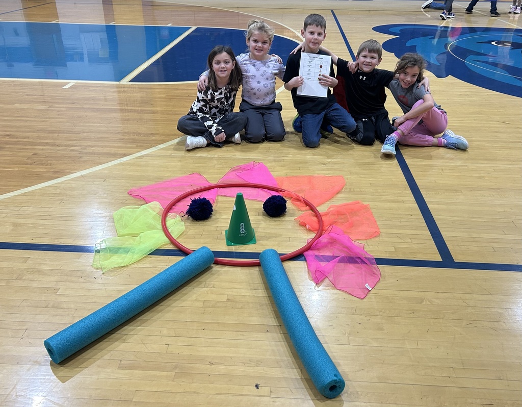 1st graders with their Turkey