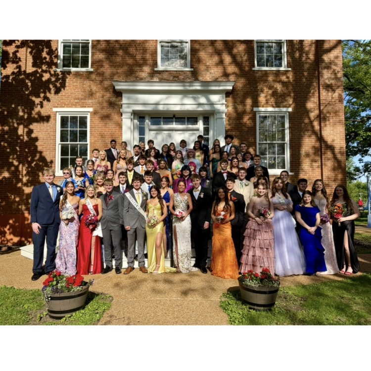 MPHS Prom Attendees at the Grand March