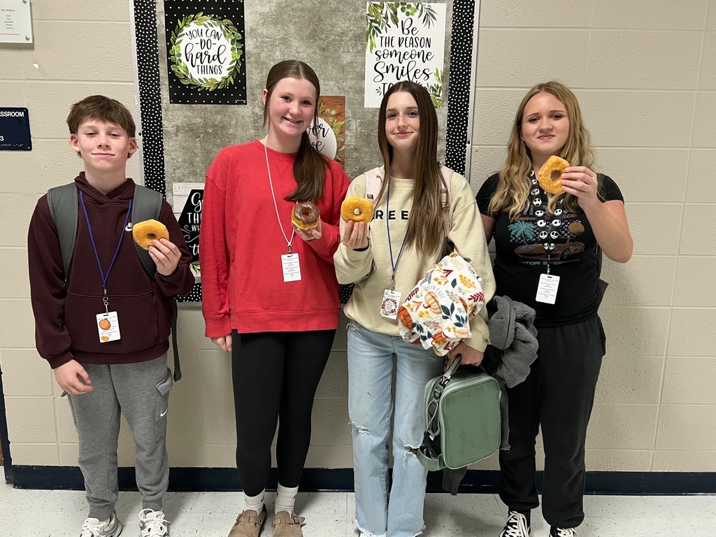 kids holding donuts as NO ZERO HEROES!