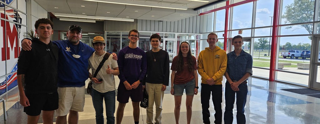 MHHS Quiz Bowl Members