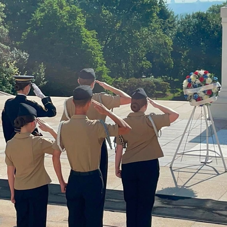 MHHS NJROTC cadets laying a wreath at the Tomb of the Unknown Soldier in Washington DC