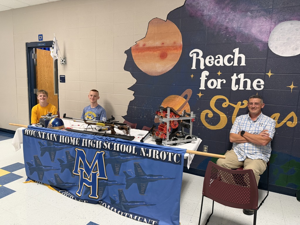 NJROTC members at Mountain Home Jr. High Open House