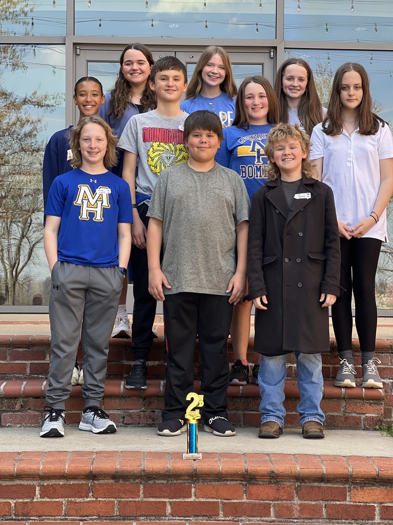 kids with trophy