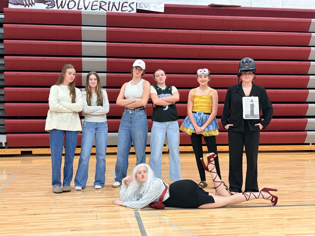 Homecoming dress as a famous person day.