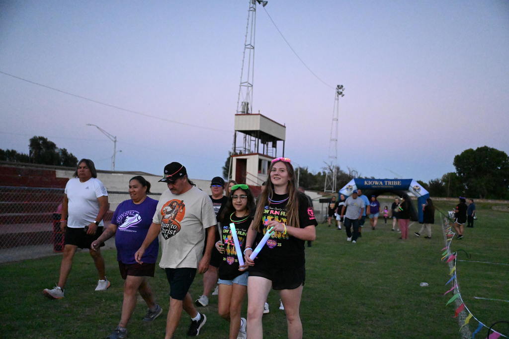 Group glow run