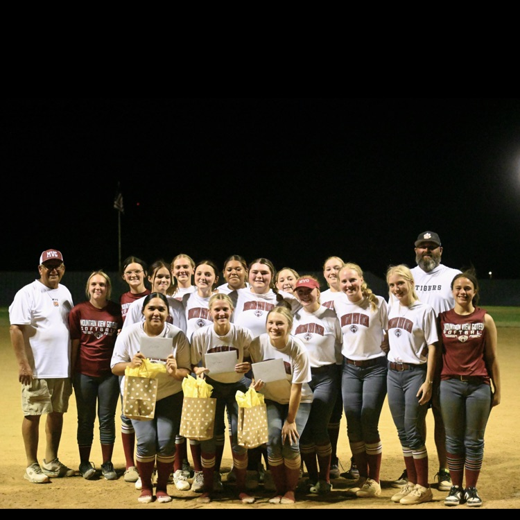 FO Softball Senior Night