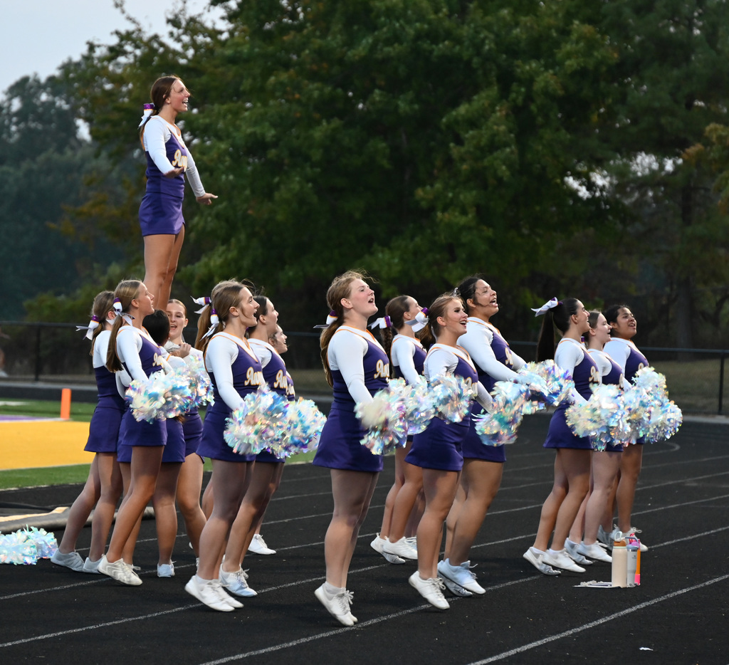 cheerleader