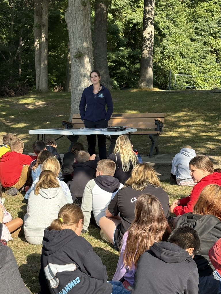 students learning about conservation