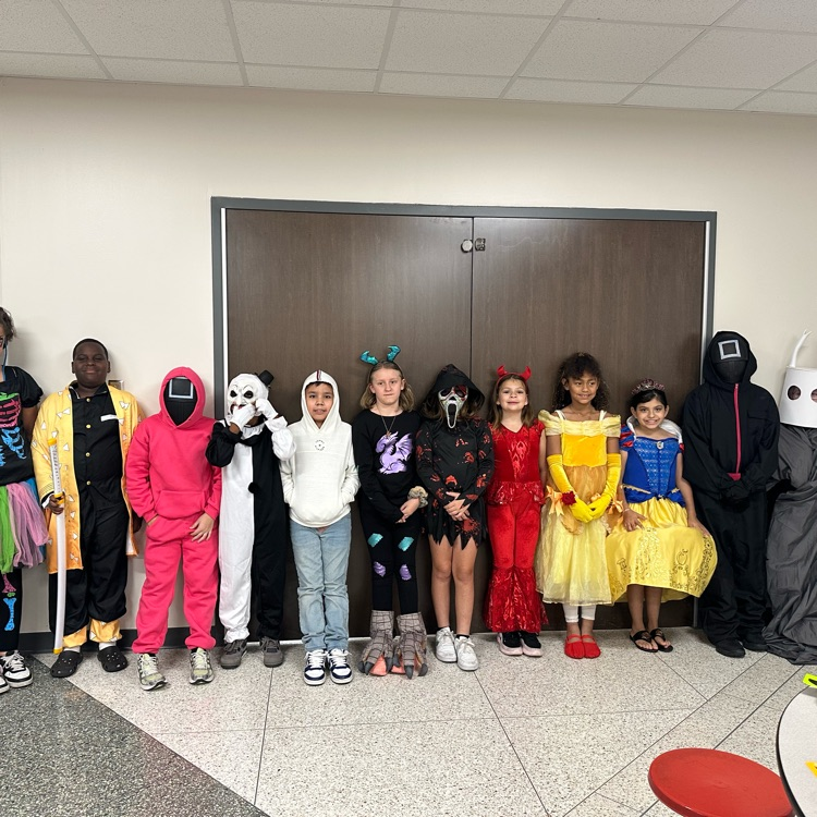 kids in costume