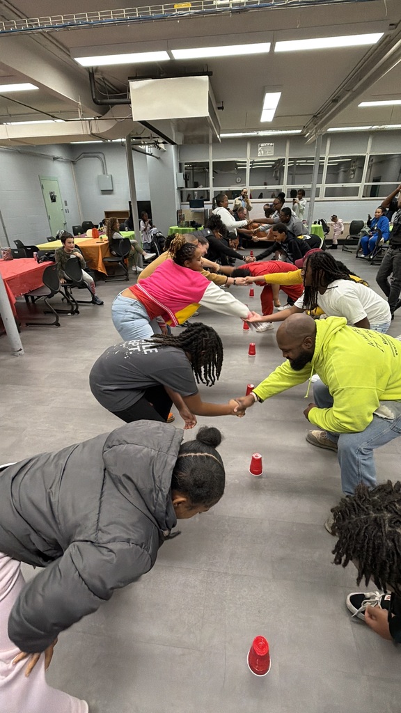 Head, Shoulder, Knee, Cup game. Parent's vs Students