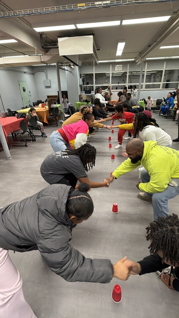 Head, Shoulder, Knee, Cup game. Parent's vs Students