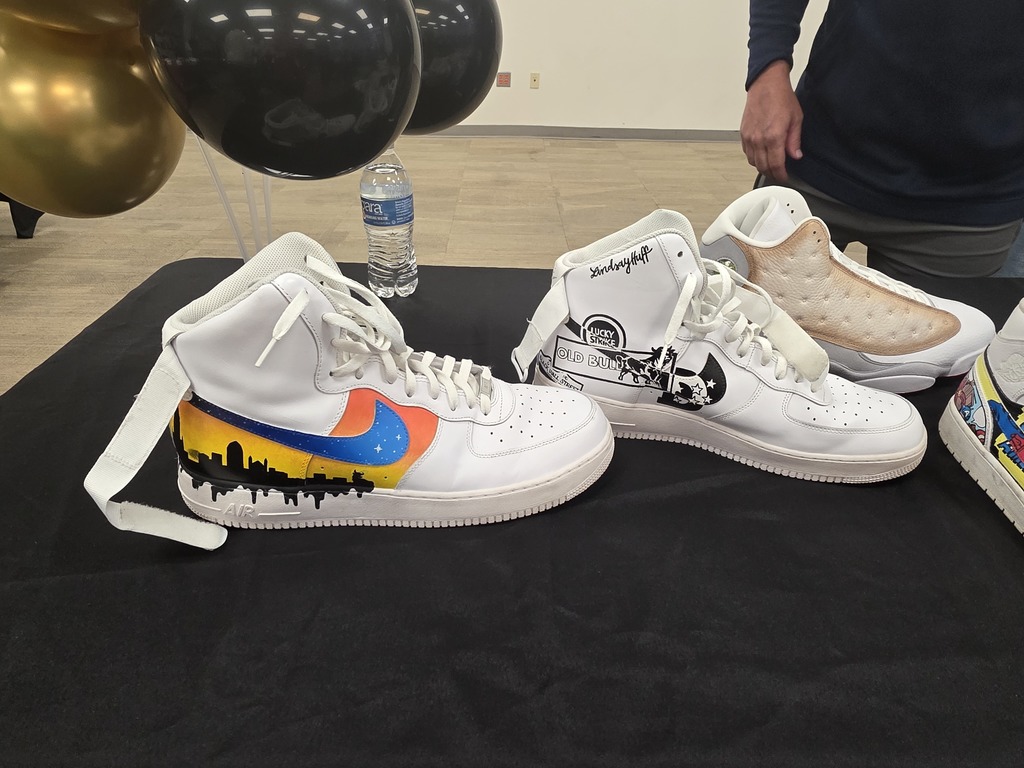 Another cool design for Jay Huff by his wife Lindsay