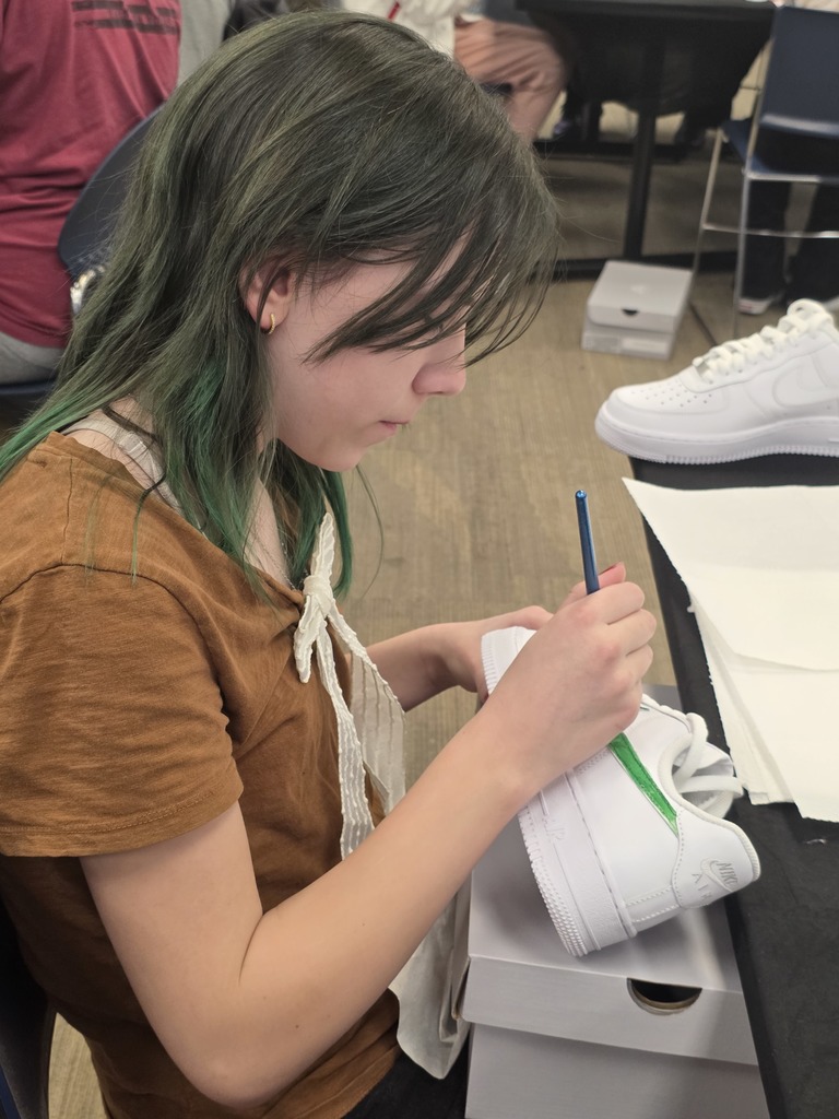 I love the green and eventually yellow on the opposite side.