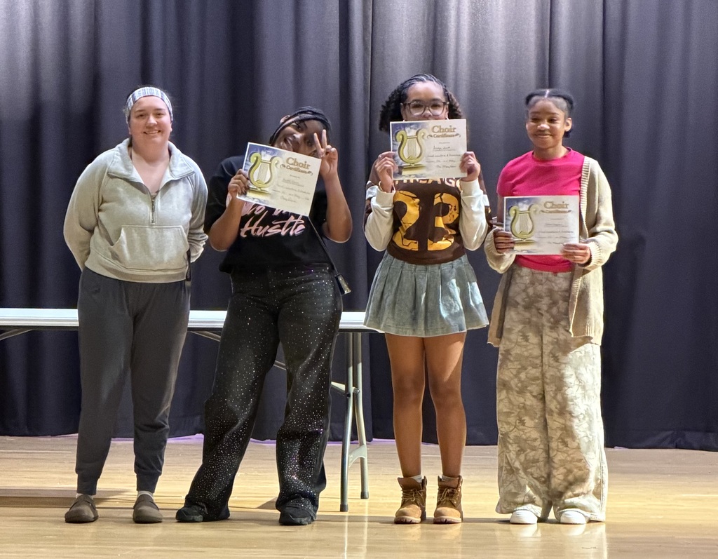 7th Grade Awards. Congratulations!