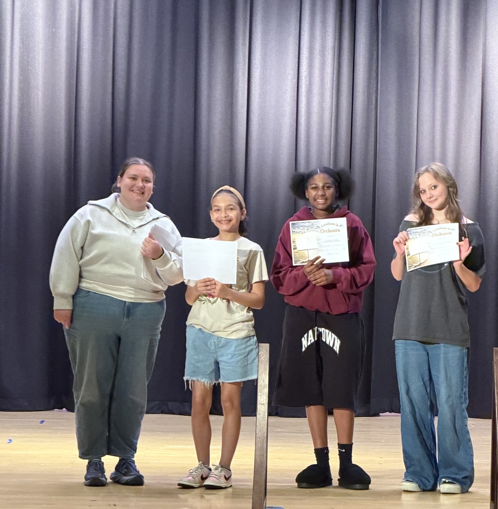 7th Grade Awards. Congratulations!