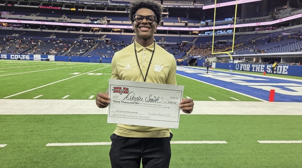 Dexter Smith awarded $3000 scholarship at CCC