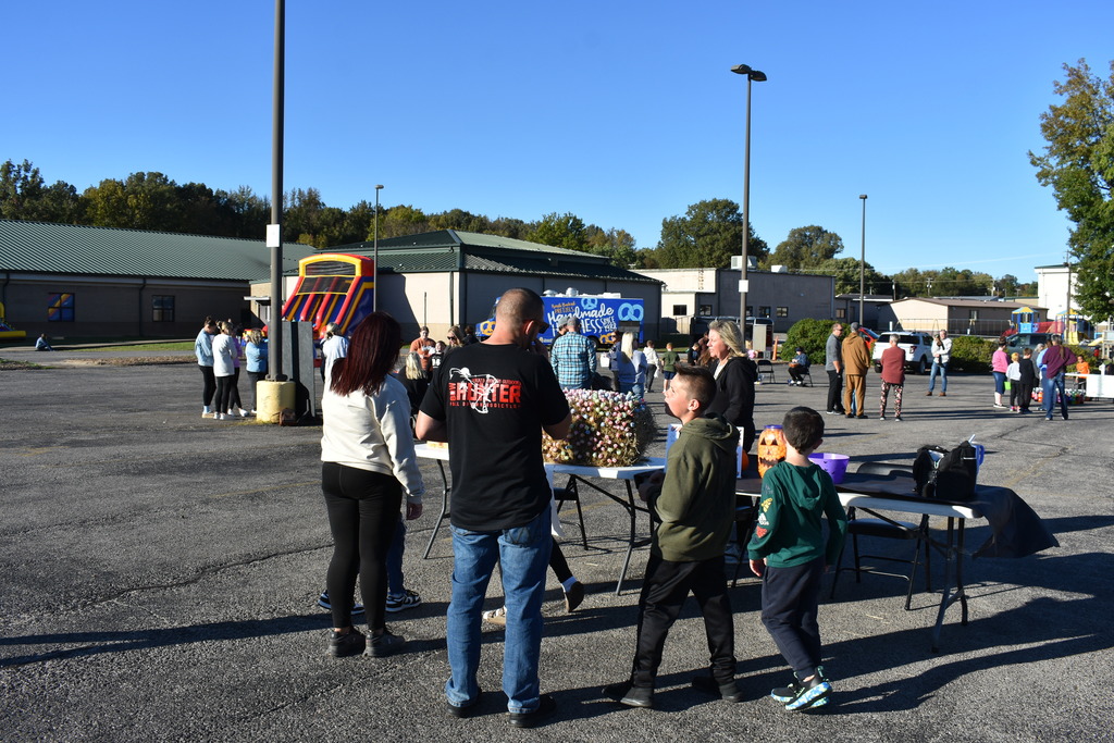 LES Fall Festival