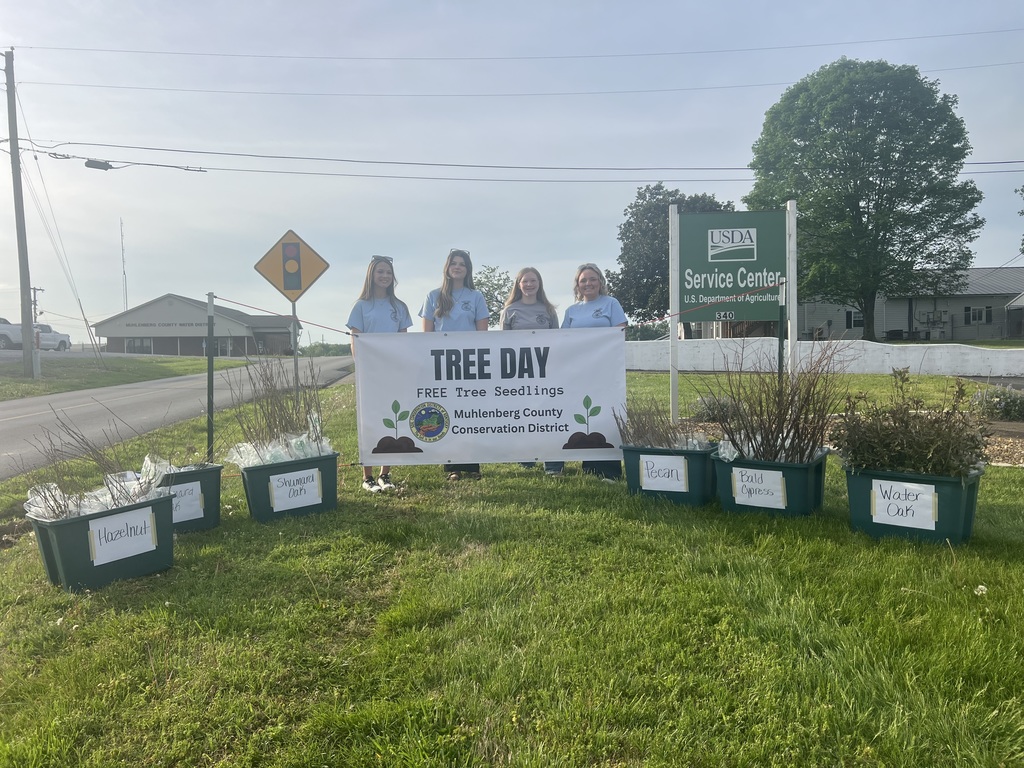 Pic of students with free trees