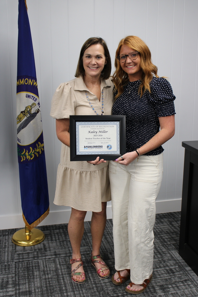 Kaley receiving award