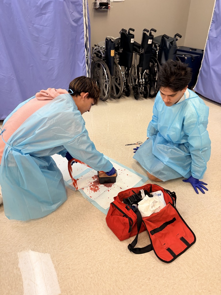 26.09.28 - EMT BASIC CLASS STOP THE BLEEDING 