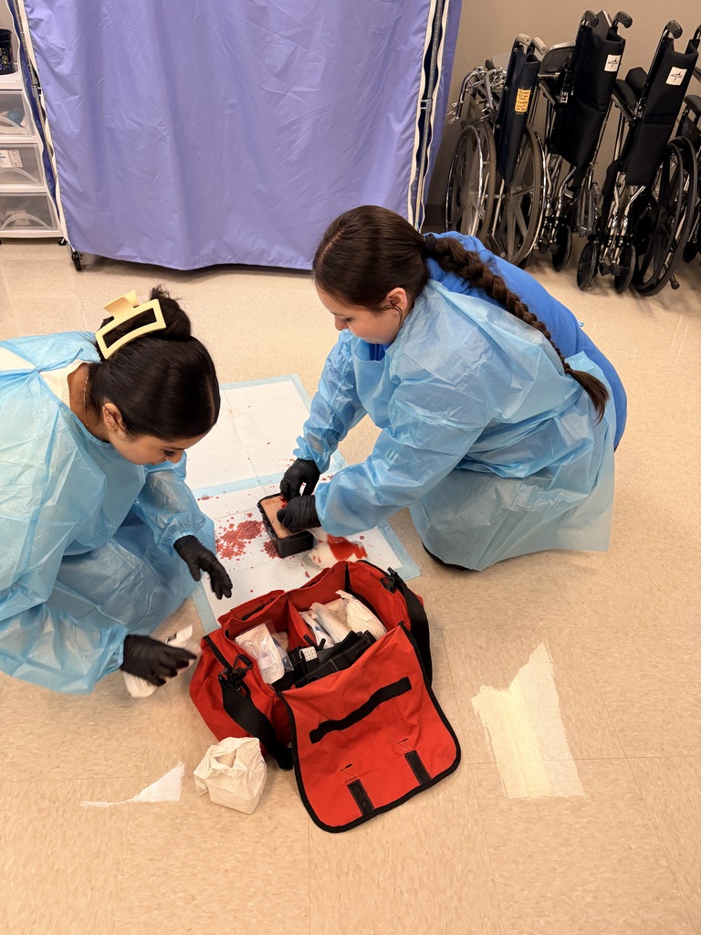 26.09.28 - EMT BASIC CLASS STOP THE BLEEDING 