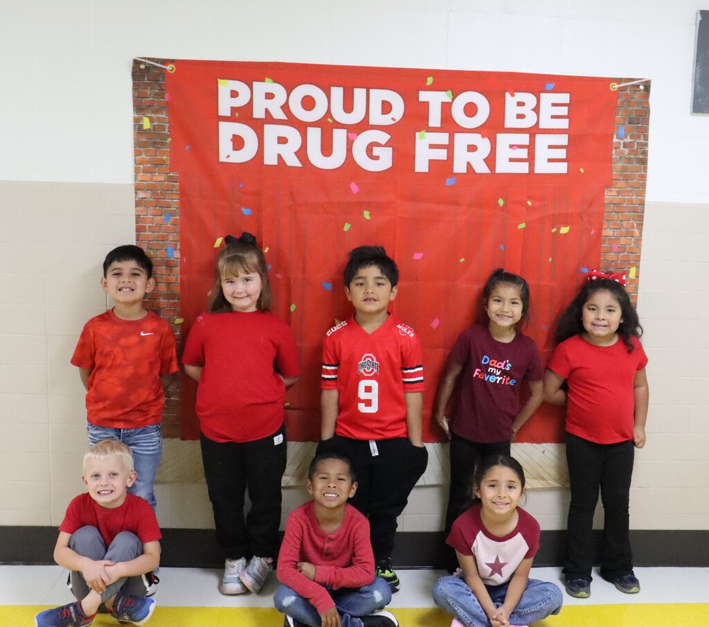 26.10.28 - Red Ribbon Week Red Day