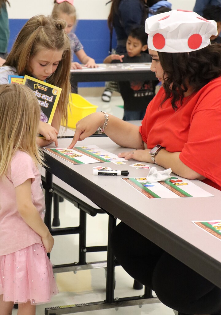 26.10.28 - Literacy Game Night 